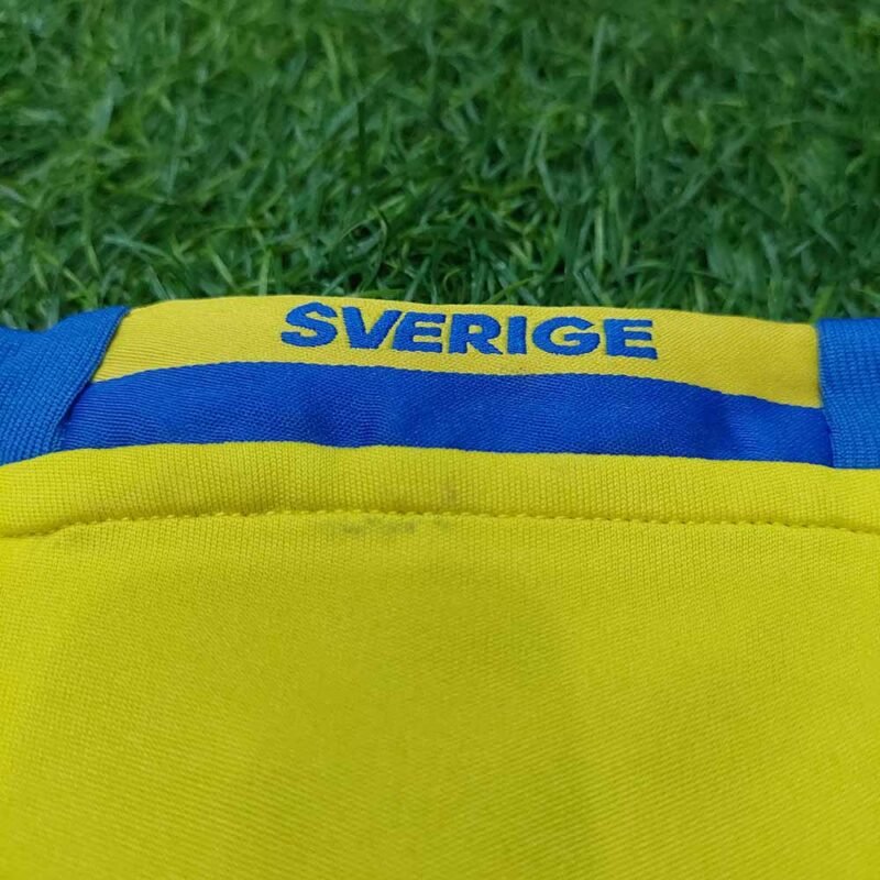 2016 SWEDEN HOME SHIRT IBRAHIMOVIC - Image 6