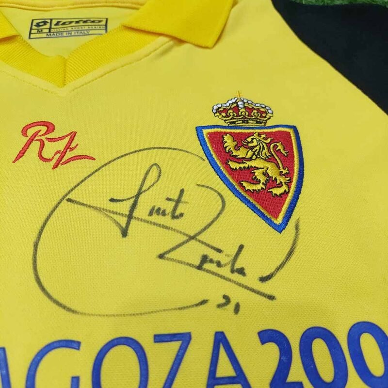 2006 – 07 REAL ZARAGOZA AWAY SHIRT DIEGO MILITO - Image 8