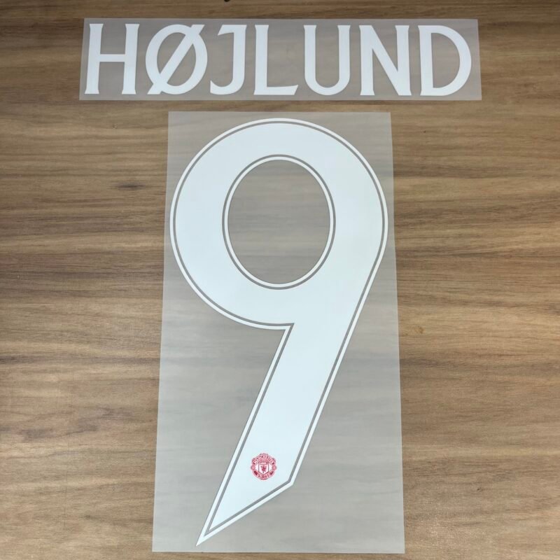 2024 - 25 MANCHESTER UNITED HOME CUP NAMESET HøJLUND