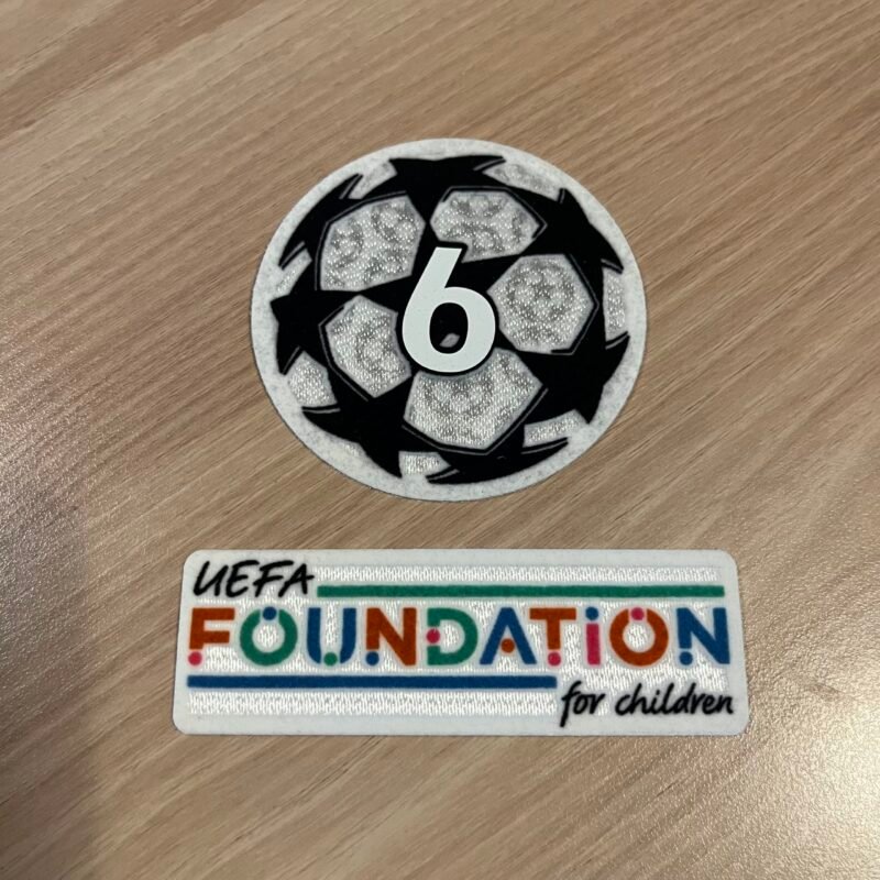 2021 - 24 LIVERPOOL / BAYERN MUNCHEN CHAMPIONS LEAGUE 6 TITTLE + FOUNDATION PATCH