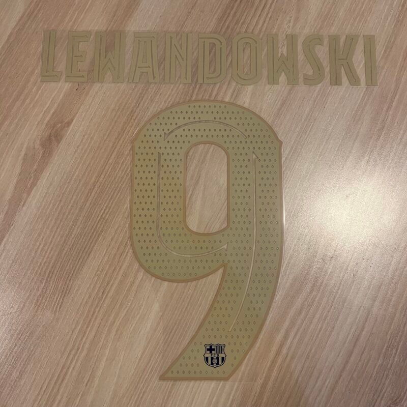 2022 - 23 BARCELONA HOME CUP NAMESET LEWANDOWSKI