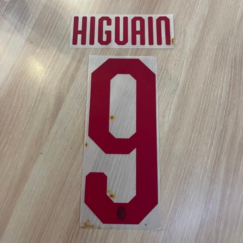 2018 - 19 AC MILAN AWAY NAMESET HIGUAIN
