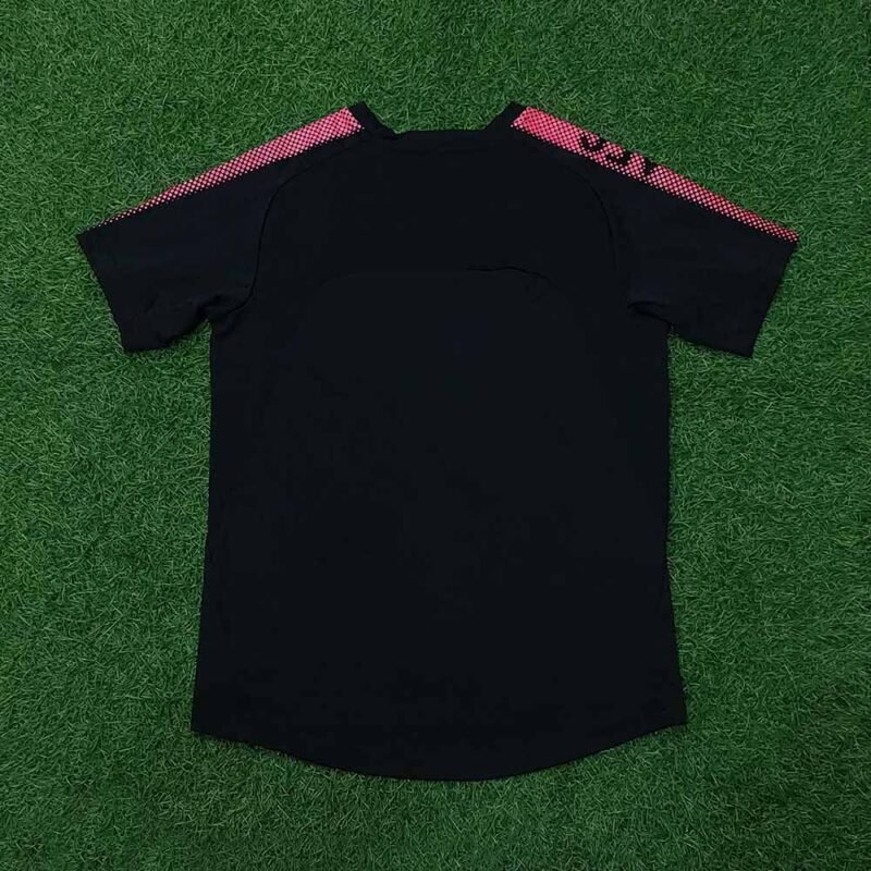 2017 – 18 ARSENAL TRAINING BOYS SHIRT - Image 2