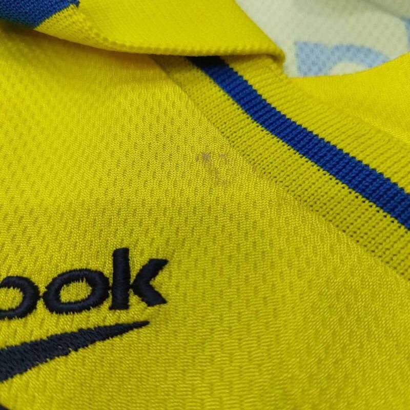 1998 – 00 BRØNDBY IF HOME SHIRT #9 - Image 3