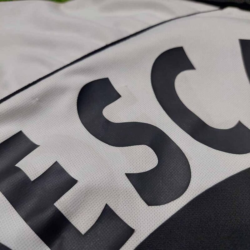 1997 – 98 JUVENTUS HOME SHIRT DESCHAMPS - Image 9