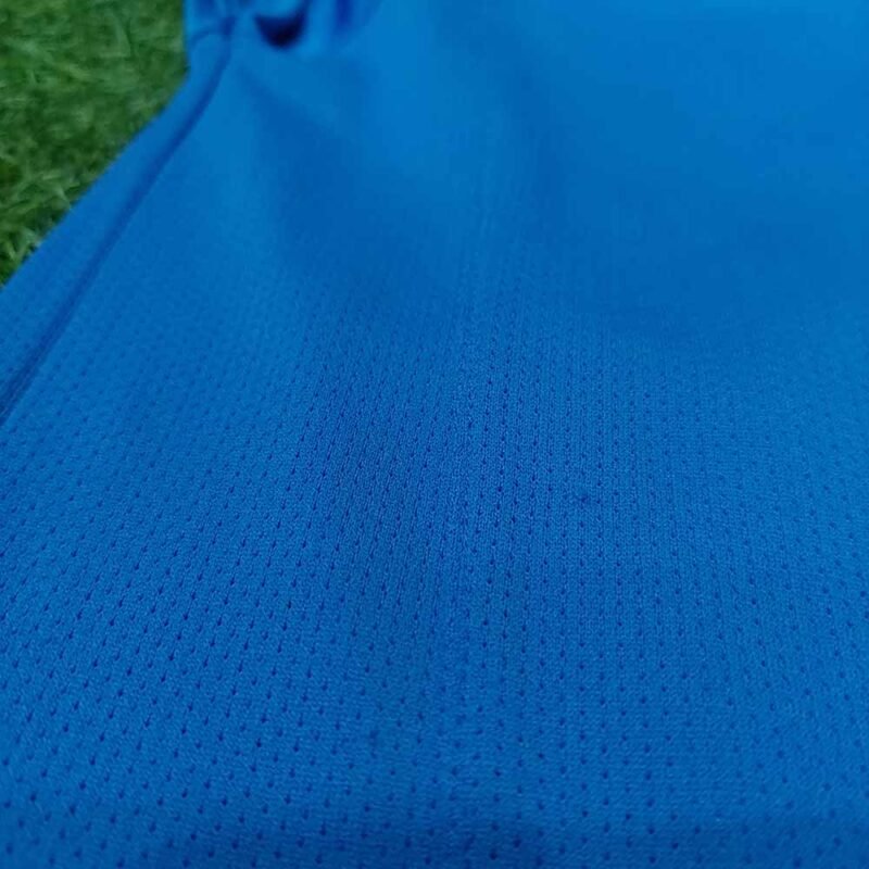 2010 – 11 NEWCASTLE UNITED TRAINING SHIRT - Image 17