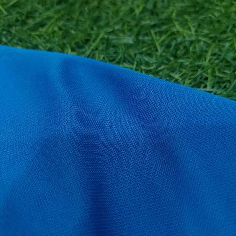 2010 – 11 NEWCASTLE UNITED TRAINING SHIRT - Image 12