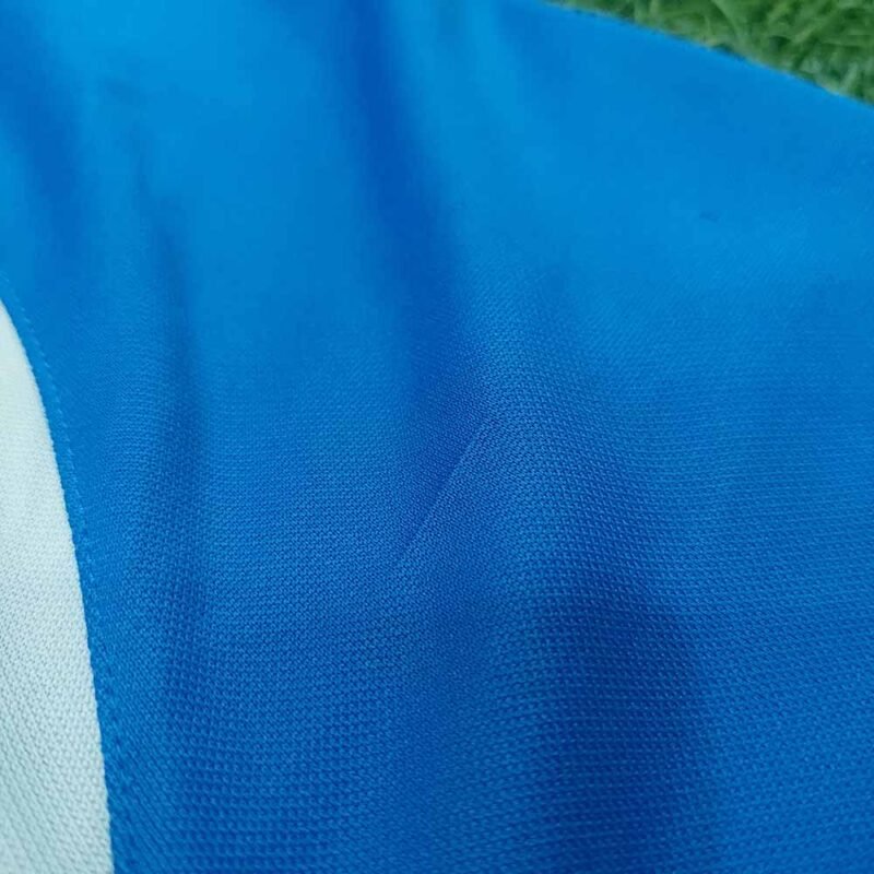 2010 – 11 NEWCASTLE UNITED TRAINING SHIRT - Image 6