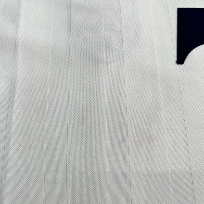 2002 - 03 ENGLAND HOME SHIRT BECKHAM - Image 3