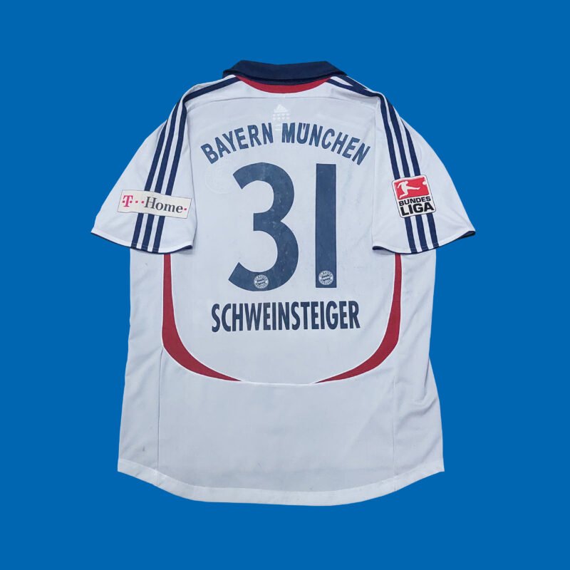 2007 – 08 BAYERN MUNCHEN AWAY MATCH ISSUE SHIRT SCHWEINSTEIGER