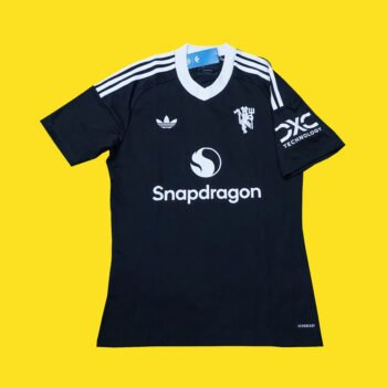 2024 – 25 MANCHESTER UNITED THIRD GK SHIRT