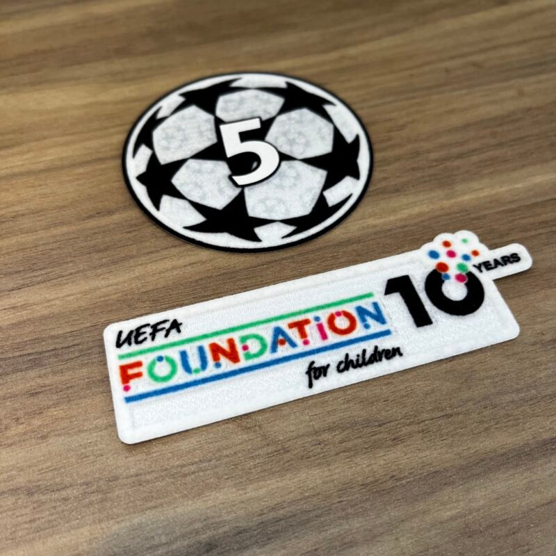 2025 - 26 BARCELONA CHAMPIONS LEAGUE 5 STARBALL + FOUNDATION PATCH