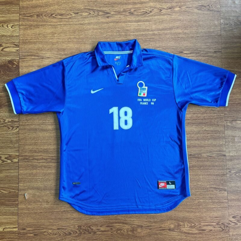 1998 - 99 ITALY HOME SHIRT BAGGIO - Image 2