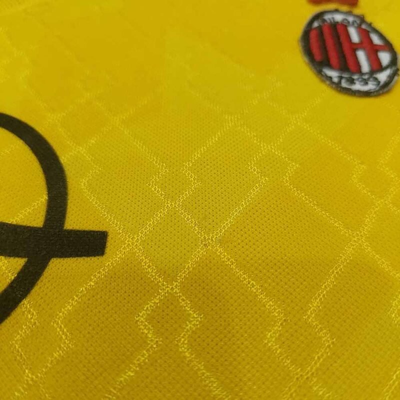 1995 – 96 AC MILAN THIRD SHIRT BAGGIO - Image 4