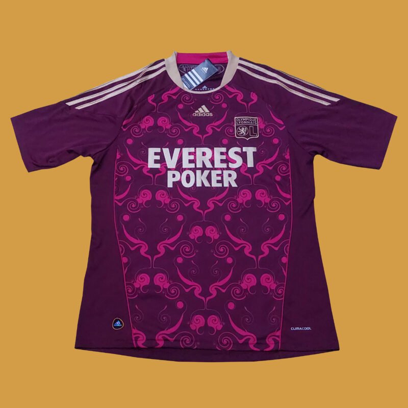 2010 – 11 LYON AWAY SHIRT