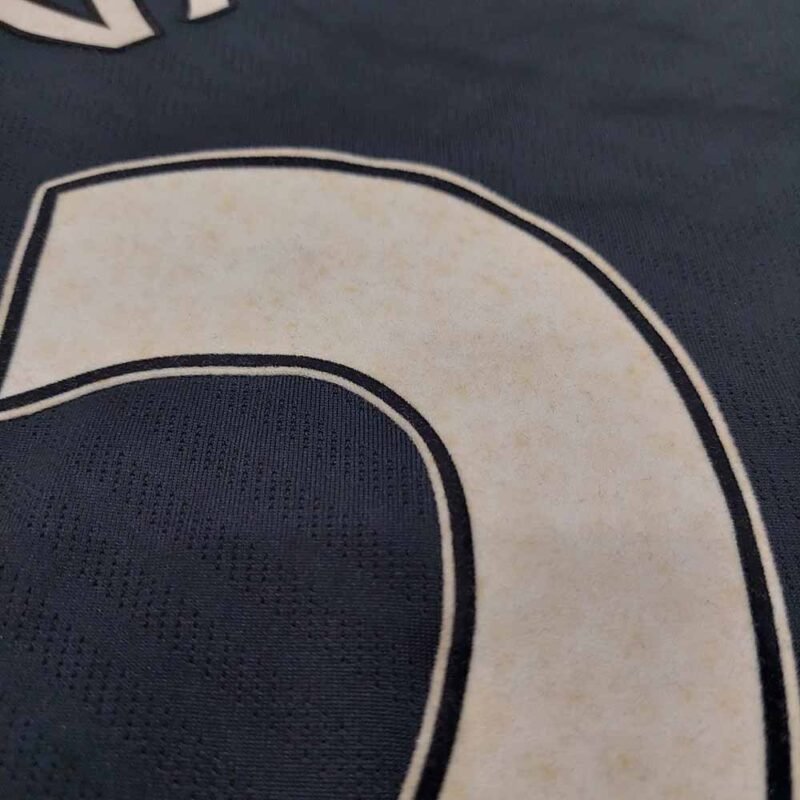 2009 – 10 MANCHESTER UNITED AWAY SHIRT VALENCIA - Image 6