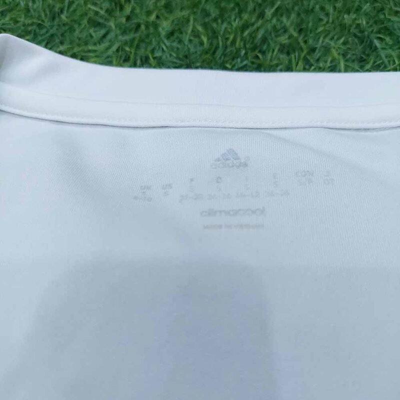 2015 – 16 MANCHESTER UNITED AWAY WOMENS SHIRT - Image 3