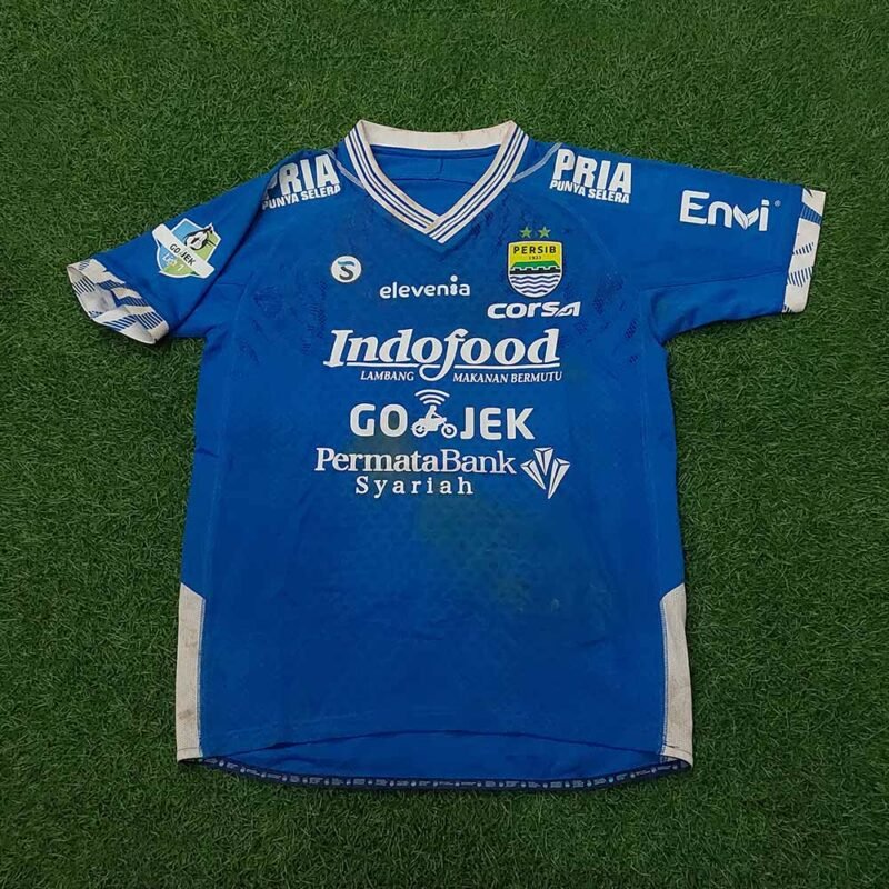 2018 PERSIB BANDUNG HOME MATCH WORN UNWASHED SHIRT TONY SUCIPTO - Image 2