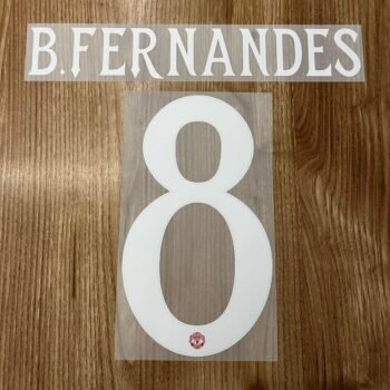 2025 - 26 MANCHESTER UNITED HOME CUP NAMESET B FERNANDES