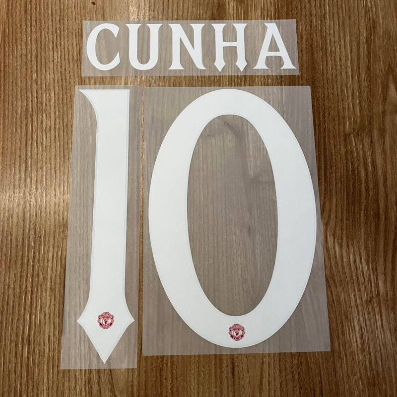 2025 - 26 MANCHESTER UNITED HOME CUP NAMESET CUNHA