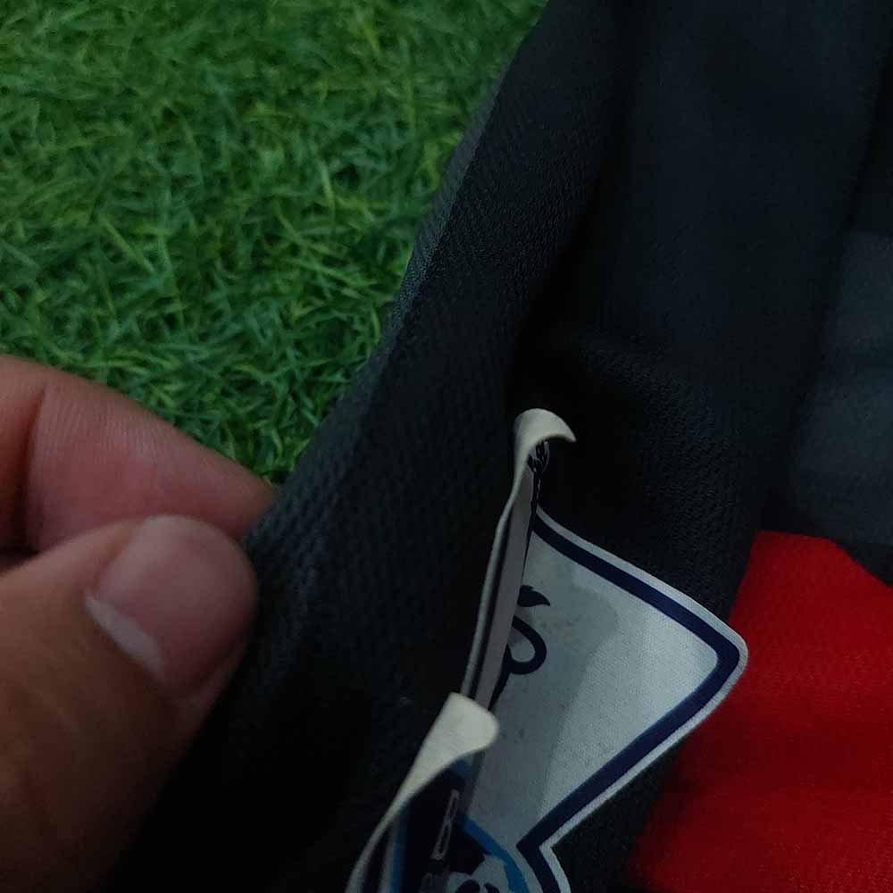 2014 – 15 LIVERPOOL THIRD SHIRT - Image 12