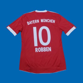 2009 – 10 BAYERN MUNICH HOME SHIRT ROBBEN