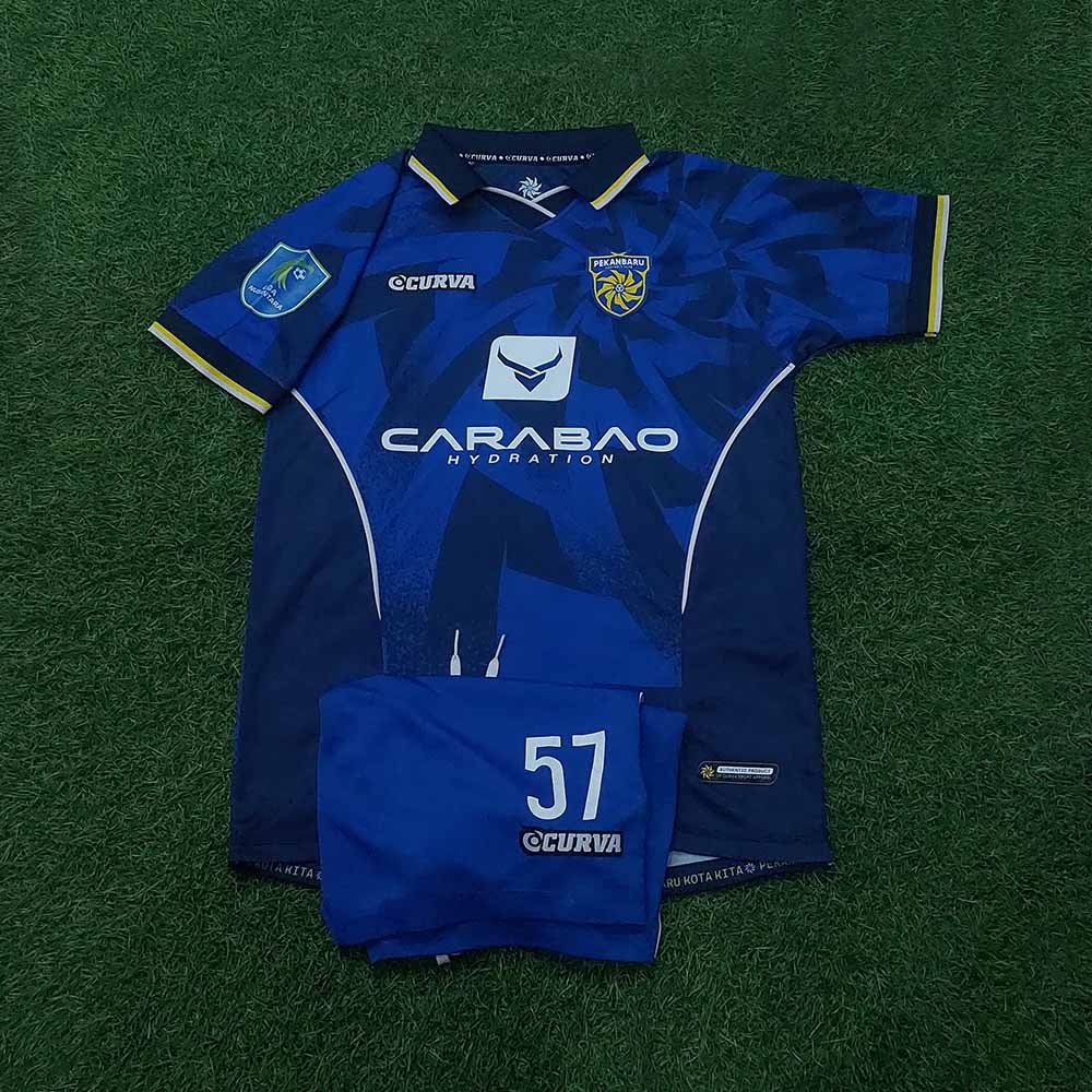 2025 – 26 PEKANBARU FC HOME MATCHWORN SHIRT RAFA ABDURAHMAN + SHORTS - Image 2