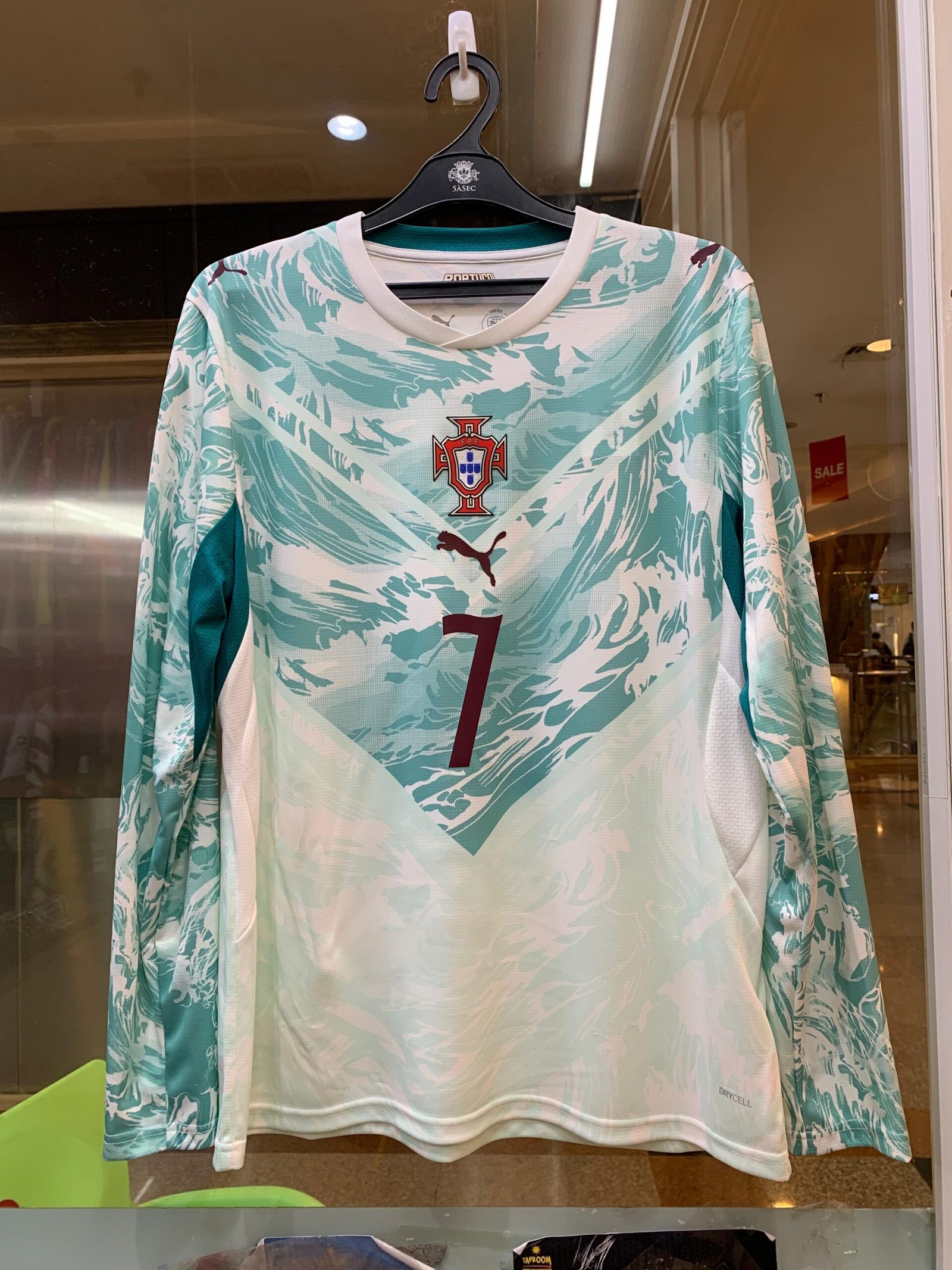2026 - 27 PORTUGAL AWAY LS SHIRT RONALDO - Image 2