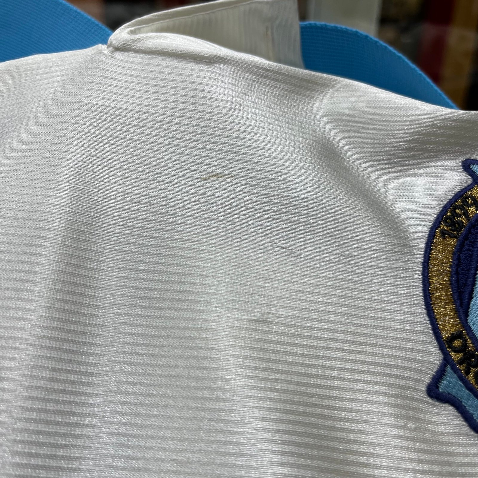 1998 - 99 OLYMPIQUE MARSEILLE HOME SHIRT RAVANELLI - Image 5