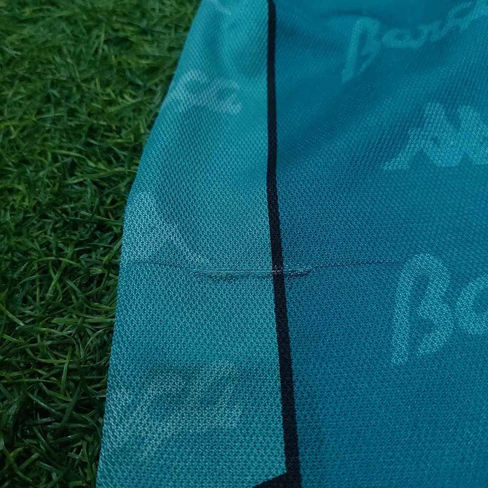 1996 – 97 BARCELONA AWAY SHIRT RONALDO - Image 4