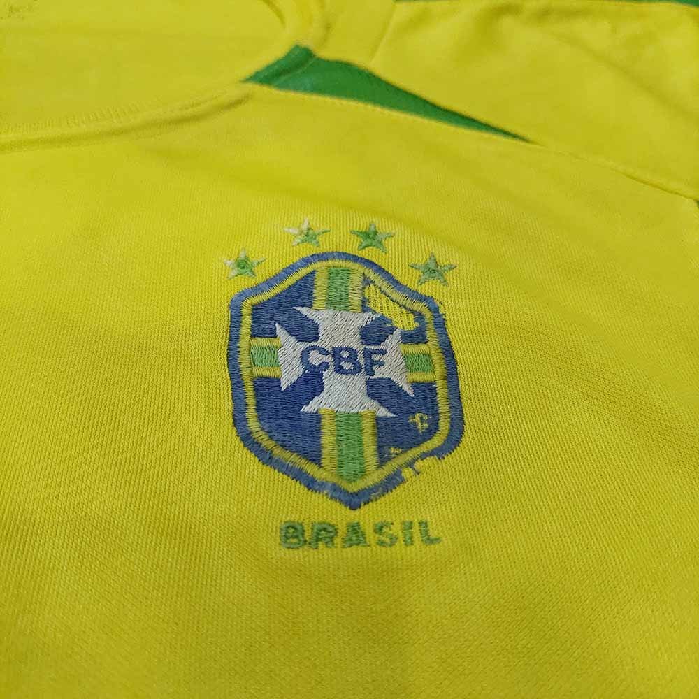 2002 BRAZIL HOME SHIRT ROBERTO CARLOS - Image 4
