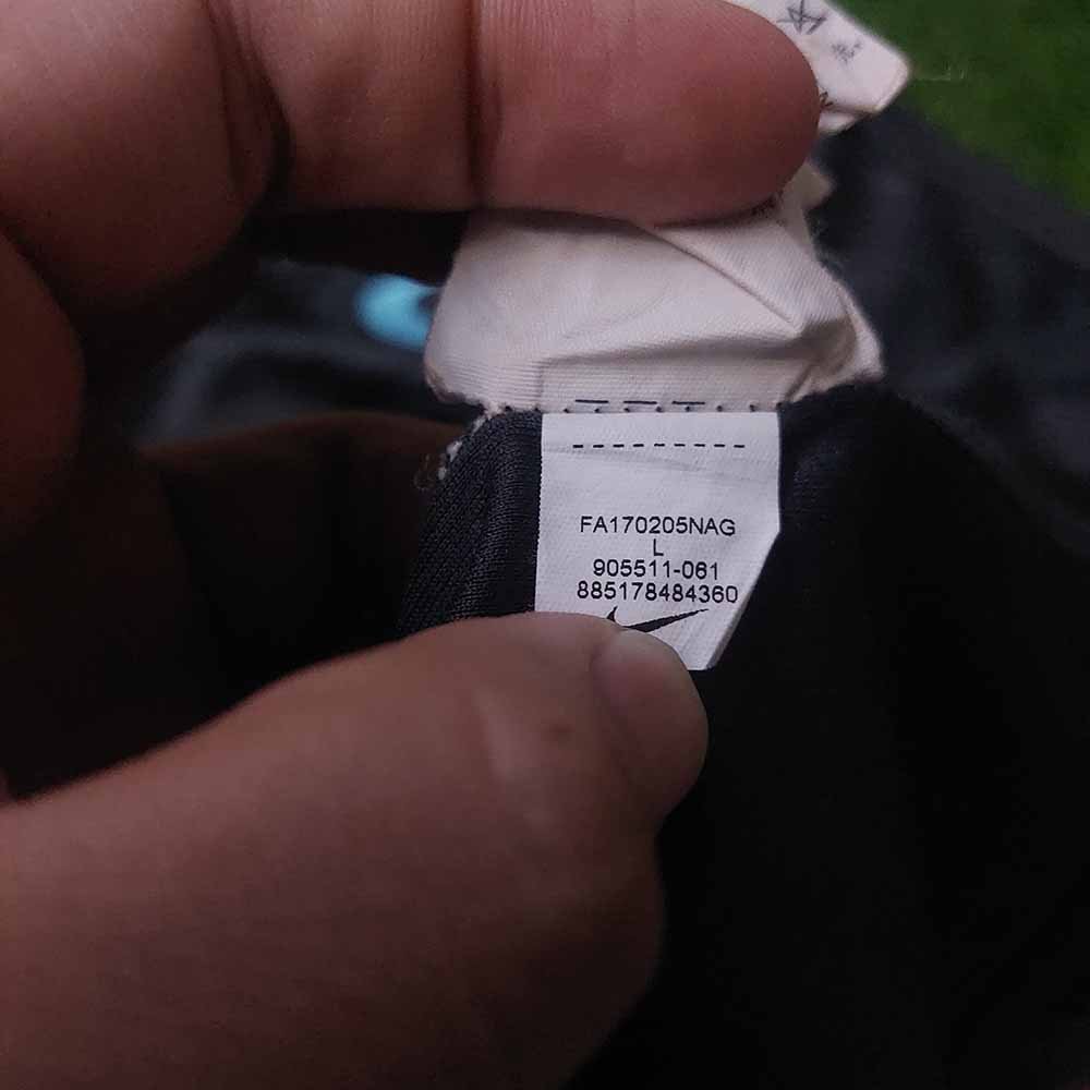 2017 – 18 CHELSEA THIRD SHIRT HAZARD - Image 4