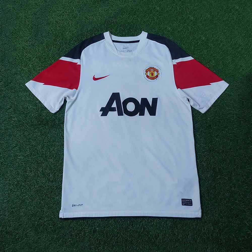 2009 – 10 MANCHESTER UNITED AWAY SHIRT ROONEY - Image 2