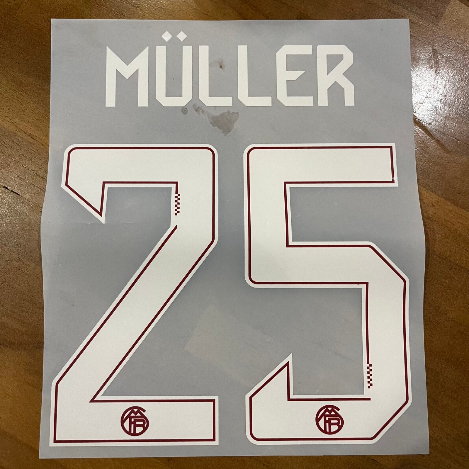 2025 - 26 BAYERN MUNCHEN THIRD NAMESET MULLER