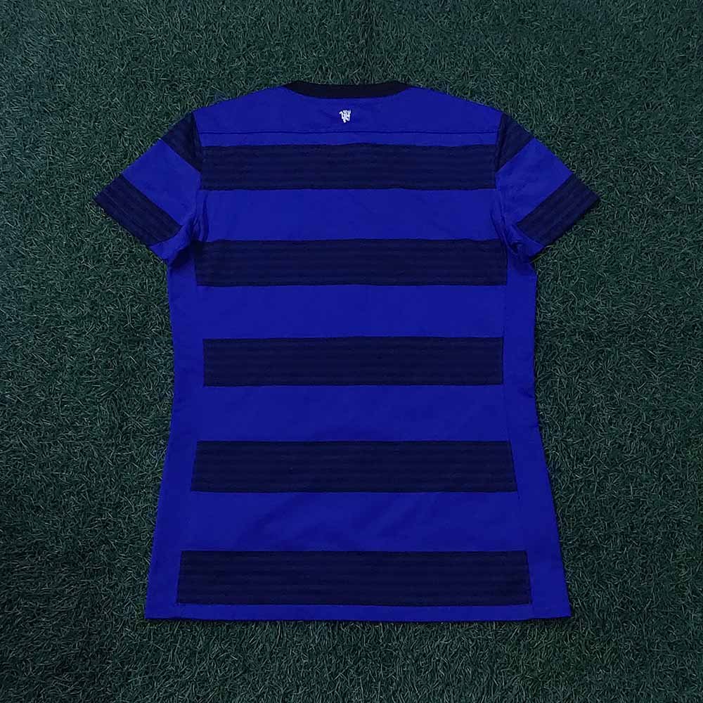 2011 – 12 MANCHESTER UNITED AWAY WOMENS SHIRT - Image 2