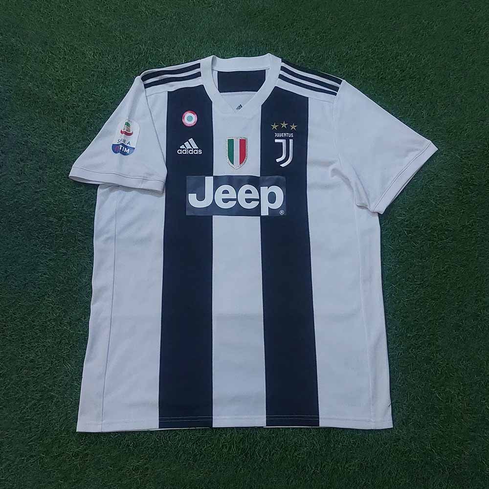 2018 – 19 JUVENTUS HOME SHIRT RONALDO - Image 2