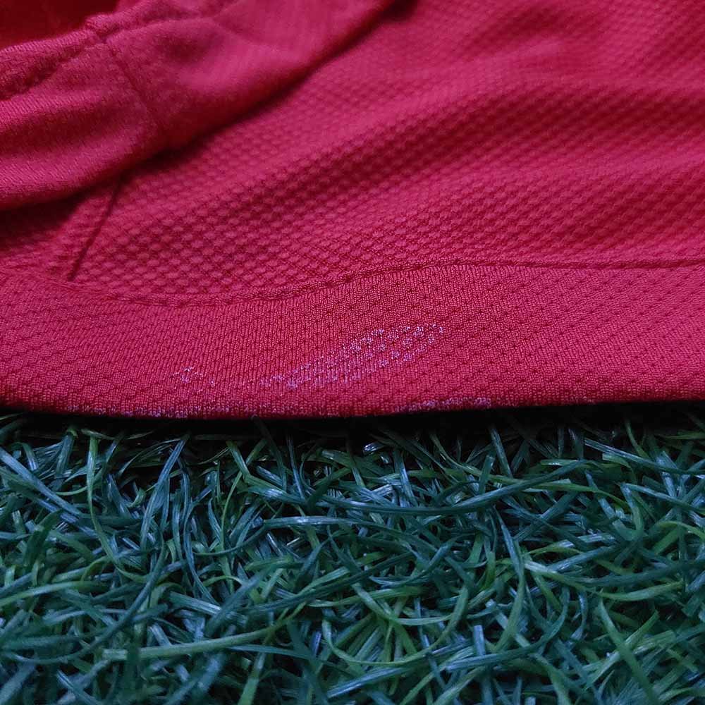 2011 – 12 MANCHESTER UNITED HOME SHIRT VIDIC - Image 4